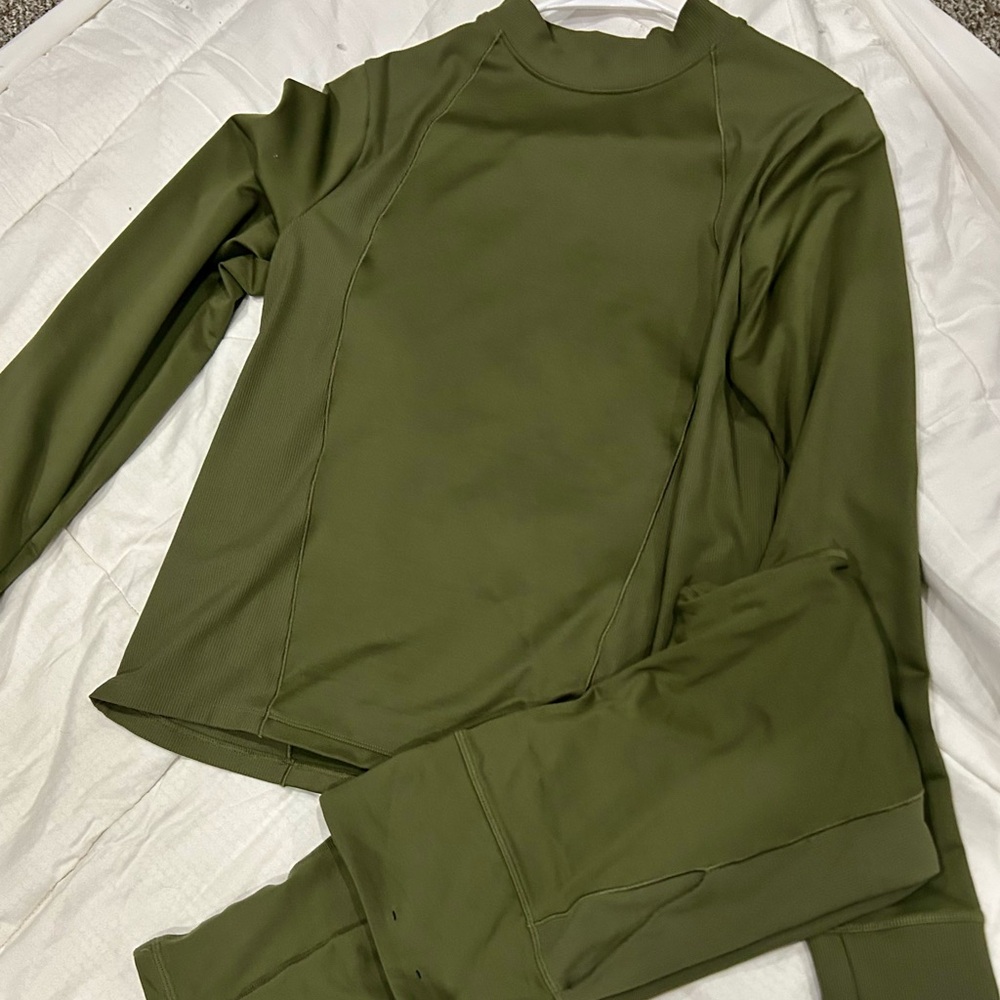 Under Armour Dark Green Fitted Top
